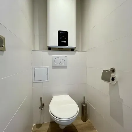 Beau 2 Pieces Proche - Piscine Et Clim Appartement Vallauris